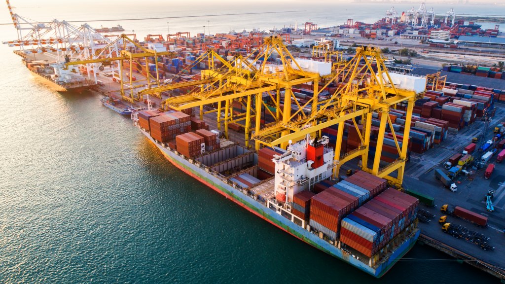 puerto cadena de suministro